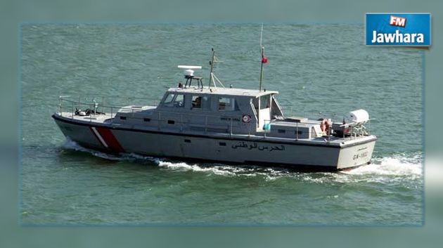 طبرقة : ضبط 29 جزائريا على متن قارب