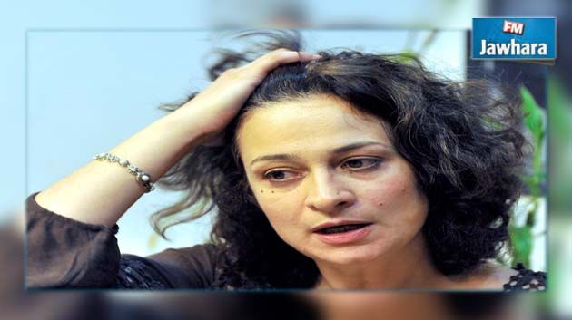 فنانة سورية تقدم نفسها طعاما للنمور..نصرة للاجئين !