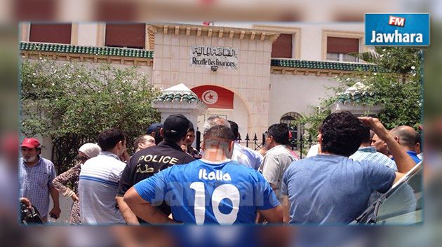 قباضة الحمامات تغلق أبوابها قبل ساعتين و حالة من الإحتقان