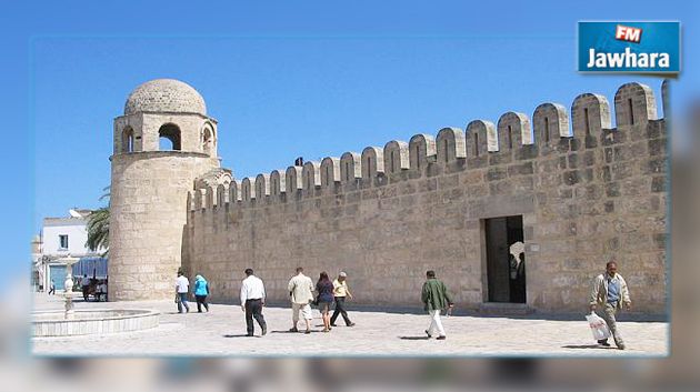 اعادة تركيز نافورة المياه قبالة الجامع الكبير بسوسة