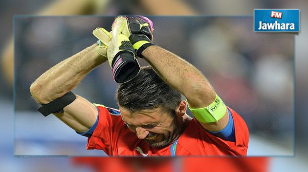 الأسطورة بوفون يودع اليورو بالدموع