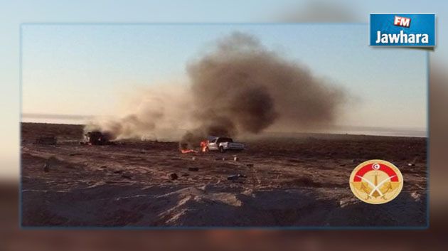 المنطقة العازلة : احتراق 3 سيارات تهريب بعد تبادل إطلاق نار بين مسلحين والجيش