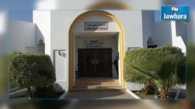 بلدية في سوسة مغلقة في وجه المواطنين نصف ساعة بعد التوقيت القانوني