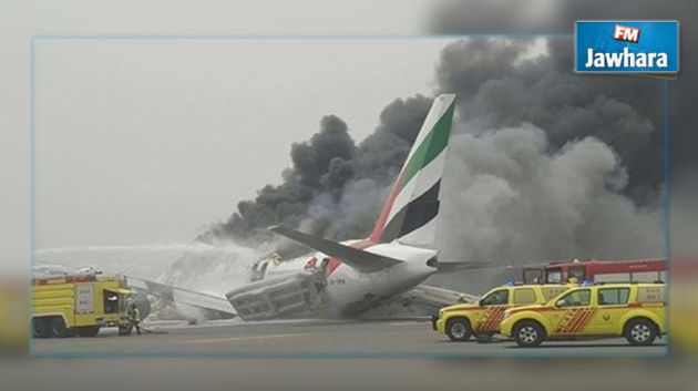 اللحظات الأولى للإنفجار داخل الطائرة الإماراتية