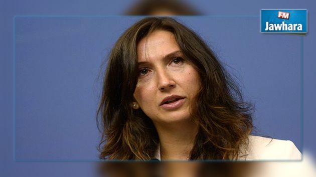 السويد : ضبط أول وزيرة مسلمة مخمورة