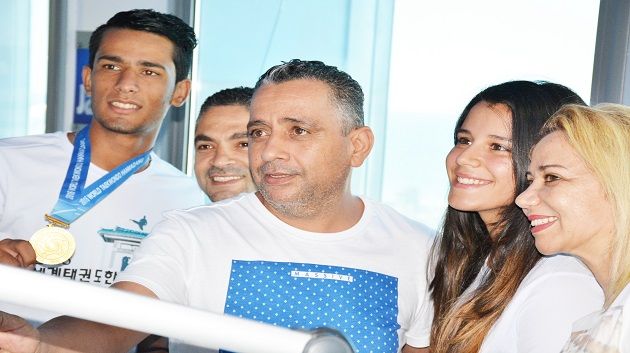 بطلا التايكواندو أماني العيوني و خالد عيسى ضيوف راديو سبور