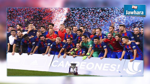 برشلونة يتوج بكأس السوبر الإسباني