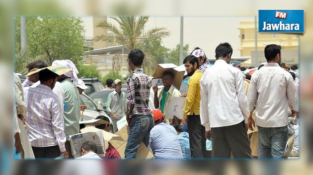 السعودية : الترحيل عقوبة الأجنبي المتغيب عن العمل