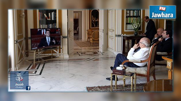 صورة اليوم : قايد السبسي يتابع جلسة منح الثقة