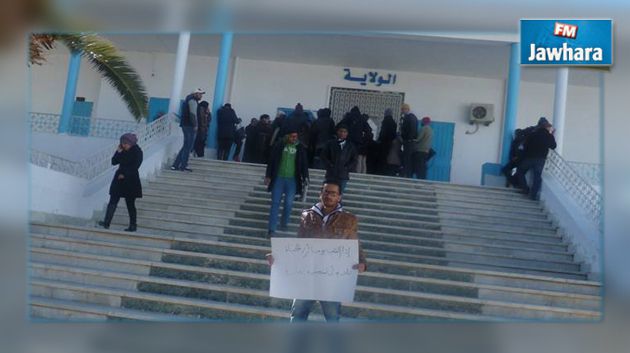 القصرين : عودة الوالي إلى منزله