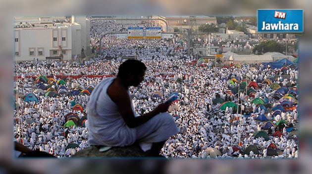الحجاج يستعدون لرمي الجمرات