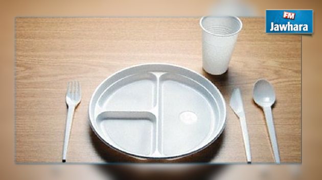 فرنسا تحظر استعمال الأواني البلاستيكية المخصصة للأكل