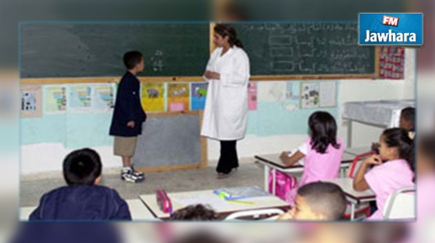  المستوري القمودي : اتفاق على انتداب 1000معلم وإلغاء الاضراب‎ 