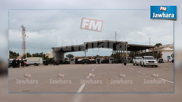 اطلاق نار كثيف قرب معبر راس جدير