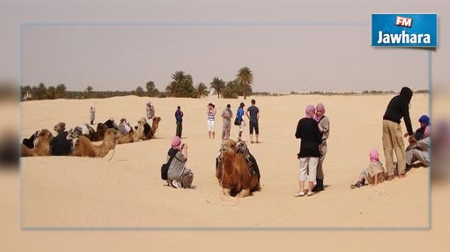 وفد من الصحفيين الإسبان في قبلي