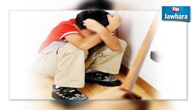 أب يعنف أبناءه بتعلة تربيتهم : المندوبية الجهوية للطفل على الخط