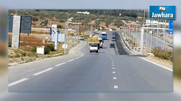 بعد غلقها من قبل أهالي البرجين : عودة حركة المرور بالطريق السيارة