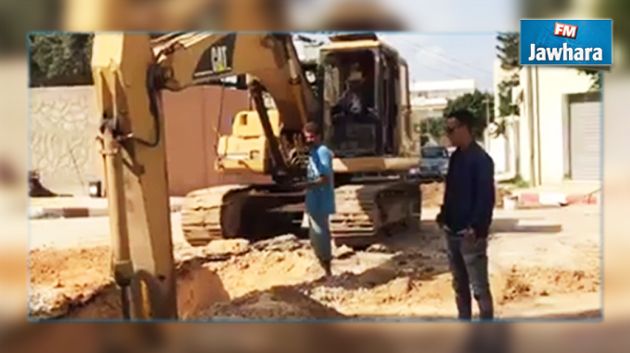 الرادار يرصد سير أشغال تصريف المياه بطريق الشط وشارع البرتقال