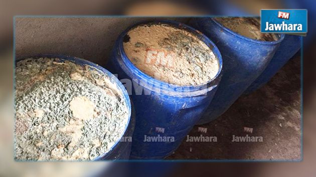 حجز 5 أطنان من مصبرات الموالح