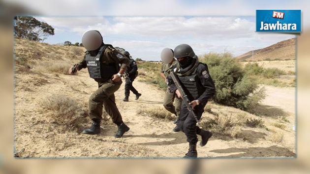 بنقردان : ايقاف شخصين اعترفا بتواصلهما مع عنصر ارهابي في ليبيا