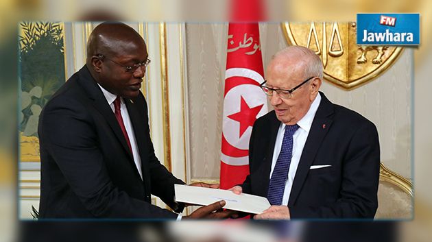 رئيس الجمهورية يتلقى رسالة خطية من نظيره السنغالي