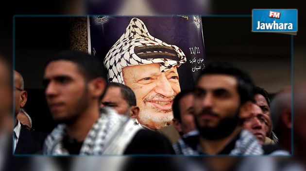الفلسطينيون يحيون ذكرى وفاة الزعيم ياسر عرفات على طريقتهم