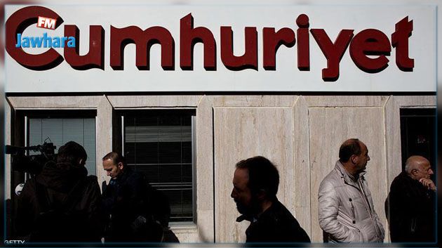 تركيا : طرد 15 ألف موظف وغلق 500 مؤسسة