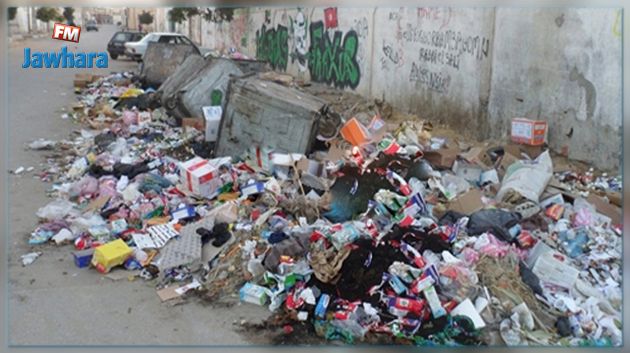 بسبب مصب للفضلات : توقف الدراسة بإحدى كليات سيدي بوزيد منذ 3 أسابيع