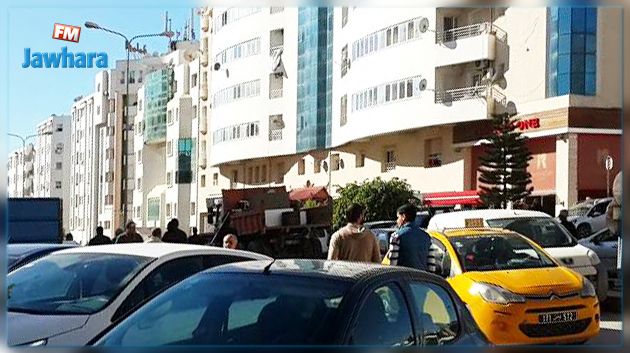 تنفيذ قرارات هدم وغلق لمحلات تجارية ومقاهي ومطاعم في حي النصر