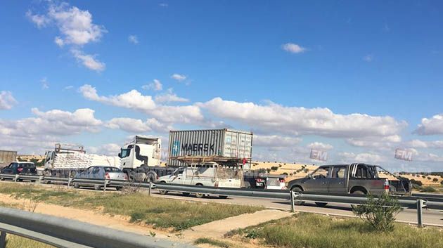 غلق الطريق السيارة صفاقس تونس‎