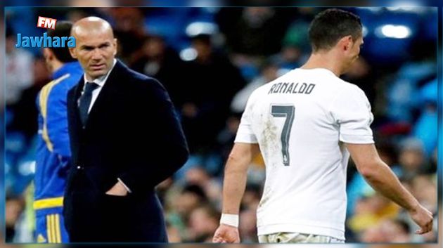 زيدان أول مدرب يجري التغيير الرابع في العالم