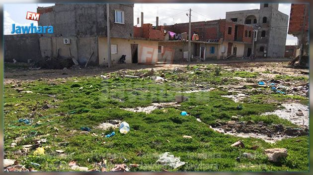 حي الحريق بالزاوية : الأوحال والمياه الراكدة تعمق أزمة سكانه