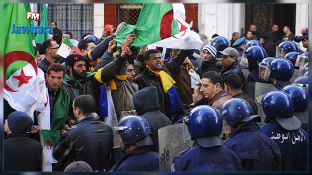 الجزائر تشهد احتجاجات عنيفة بسبب قانون المالية