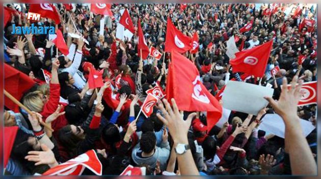 ألفة يوسف : الدكتاتورية