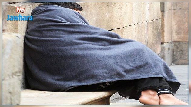 أحد ضحايا النظام السابق يفقد طفلته بسبب الفقر الشديد دون تدخل للسلطات