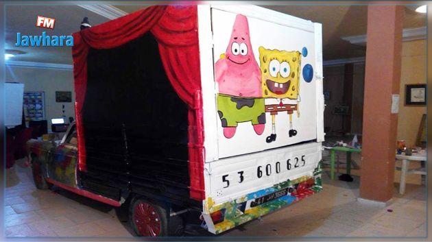 شاب من القصرين يحول شاحنة 404 لتحفة فنية