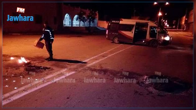 قفصة : إصابة أمنيين اثنين في مواجهات