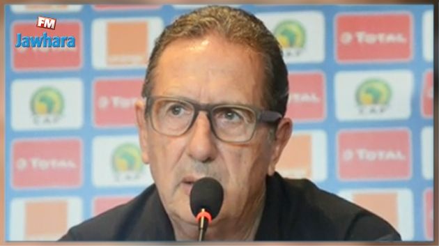 ليكنز يستقيل من تدريب المنتخب الجزائري 