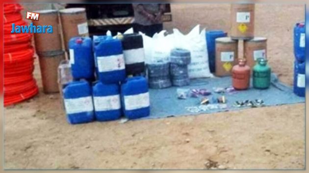 الجيش المصري يضبط مواد كيميائية خطرة