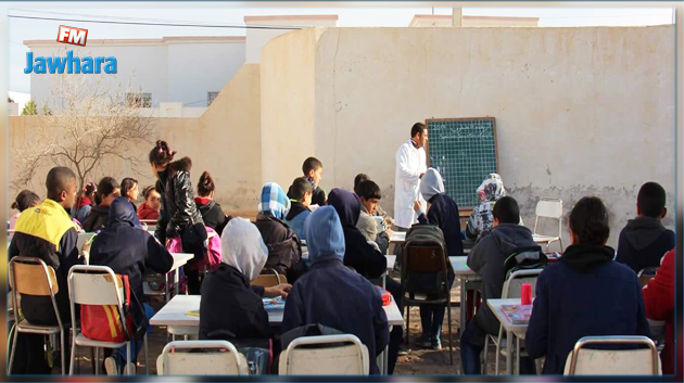 تلاميذ يدرسون في الساحة والمندوبية عاجزة عن خلاص تكاليف إصلاح الشبكة الكهربائية!