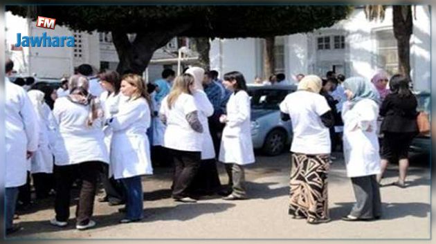 وقفة احتجاجية للإطارات الطبية بقبلي