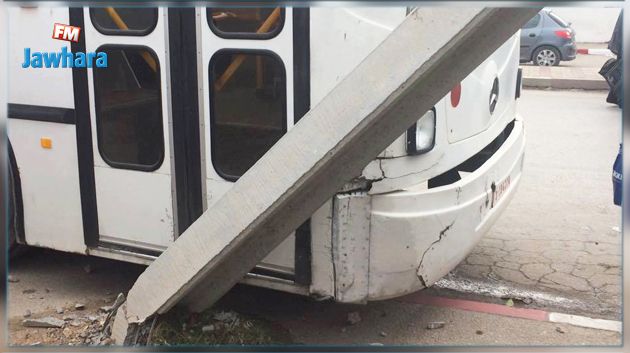 سوسة : خلاف بين سائق حافلة وعون أمن كاد يتسبب في كارثة..