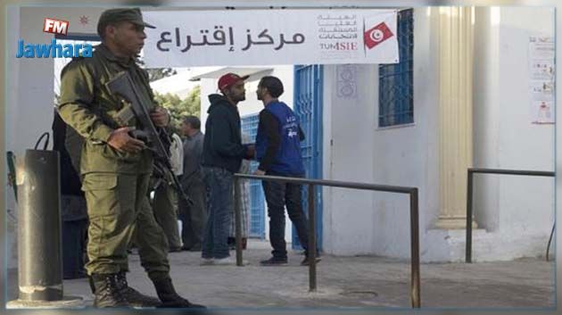 وزير الدفاع يتعهد بإحترام حق الأمنيين والعسكريين في الاقتراع