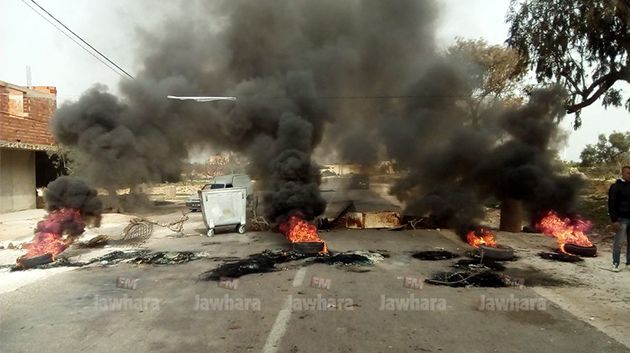المهدية : إضراب عام وعصيان مدني في البرادعة‎