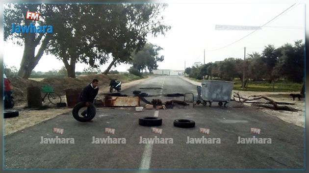 المهدية : شلل تام في البرادعة وتواصل العصيان المدني