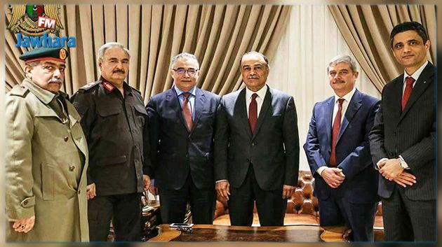 ألفة يوسف : سياسة تونس الخارجية