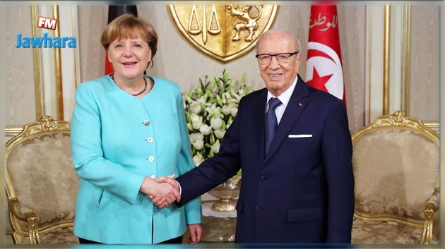 ميركل تشيد بالمبادرة التونسية المصرية الجزائرية لحل الازمة في ليبيا