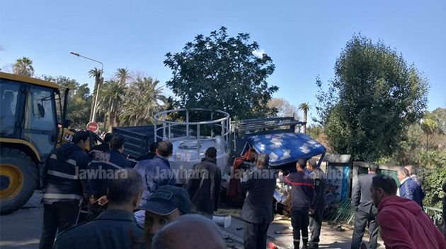 حادث مرور بمدخل حديقة البلفدير