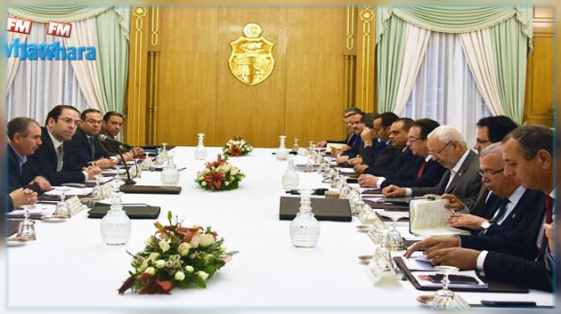 الموقعون على وثيقة قرطاج يتفقون على تشكيل لجان للإصلاحات الكبرى