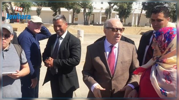 قرطاج : رئيس الجمهورية يفاجئ مجموعة من السياح (فيديو)